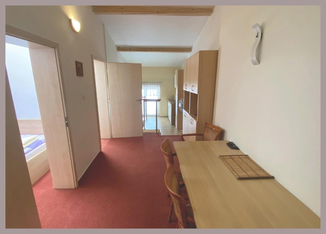 Apartmany Tiva Острава Экстерьер фото